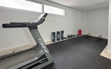Property slide 31