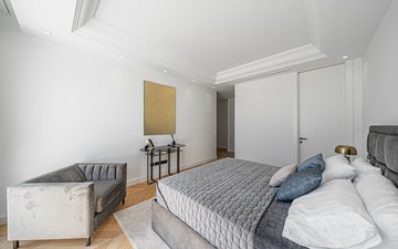Property slide 22
