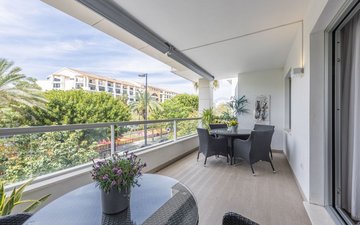 Property slide 20