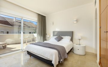 Property slide 17