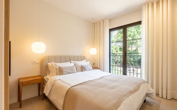 Property slide 21