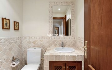 Property slide 22