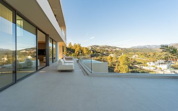 Property slide 22