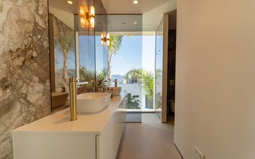 Property slide 30