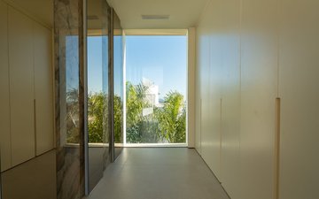 Property slide 33