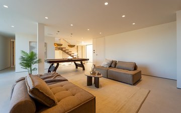 Property slide 50