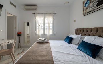Property slide 25