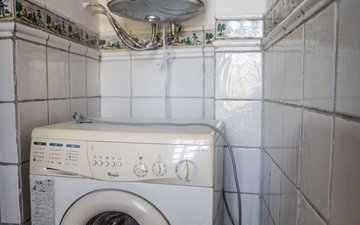 Property slide 32