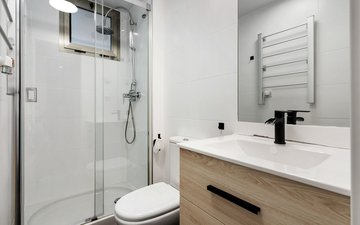 Property slide 24