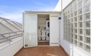 Property slide 28