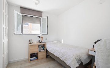 Property slide 17