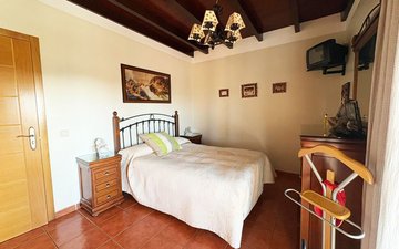 Property slide 21