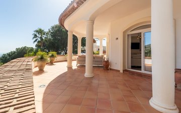 Property slide 36