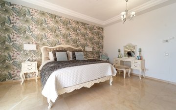 Property slide 43