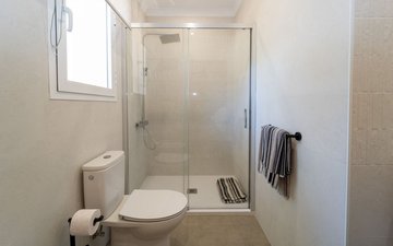 Property slide 66