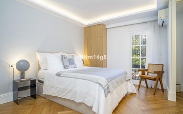 Property slide 10