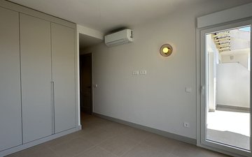Property slide 66