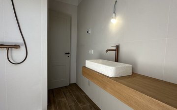 Property slide 88