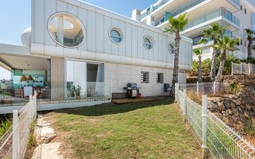 Property slide 17