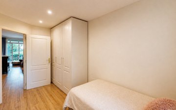 Property slide 20