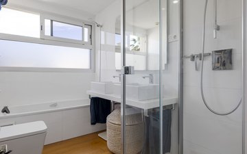 Property slide 23