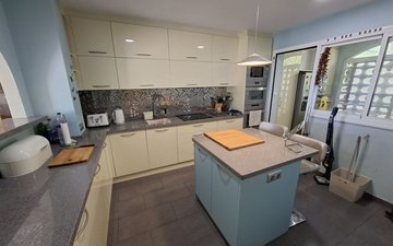 Property slide 4