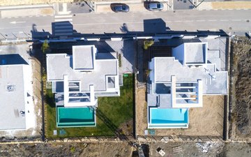 Property slide 10