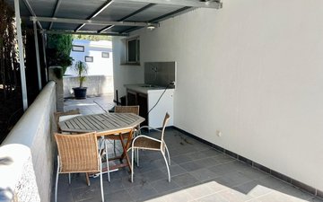 Property slide 22