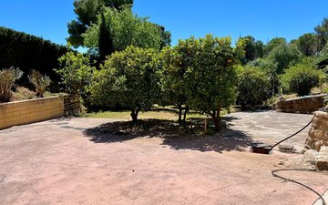 Property slide 40