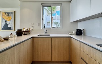 Property slide 21