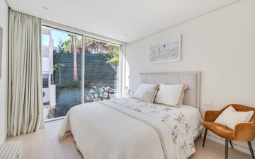 Property slide 40