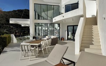 Property slide 60