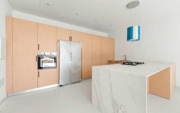 Property slide 14