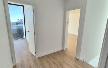 Property slide 46
