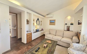 Property slide 30