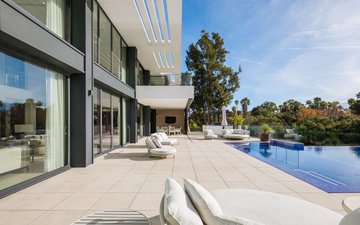 Property slide 17