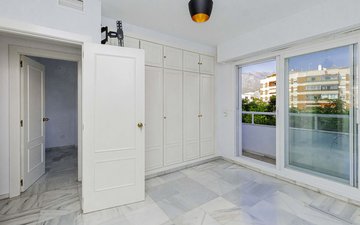 Property slide 21