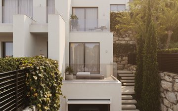 Property slide 7