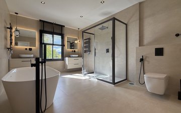 Property slide 25