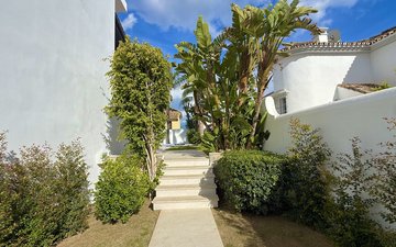 Property slide 46
