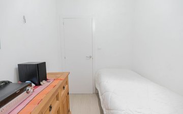 Property slide 22