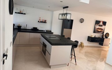 Property slide 7