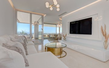 Property slide 17