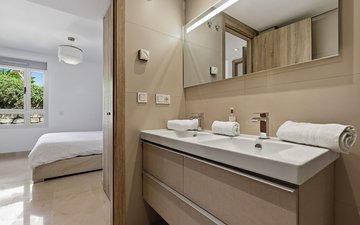 Property slide 24
