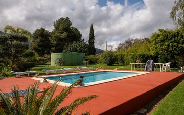 Property slide 17