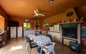 Property slide 25