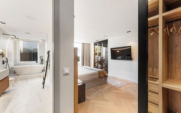 Property slide 21