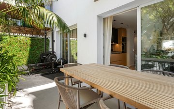 Property slide 33