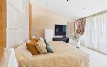 Property slide 34