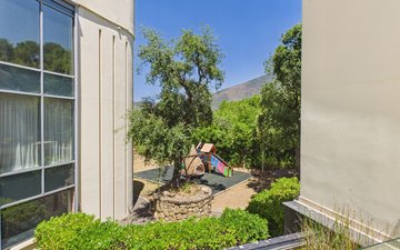 Property slide 44